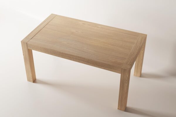 wizualizacja 3d stołu drewnianego żłobienia beżowe tło